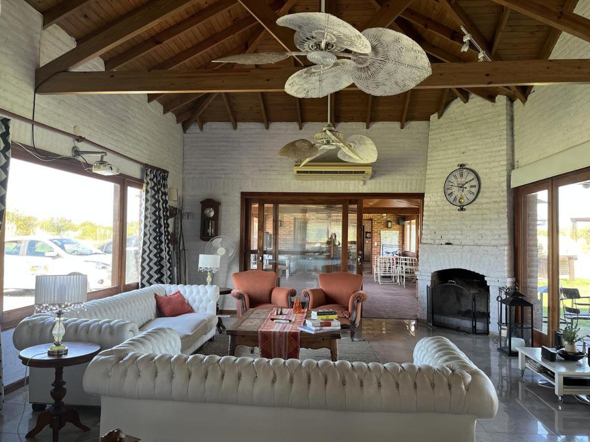 Casa De Campo En Club Privado Benquerencia サン・ミゲル・デル・モンテ エクステリア 写真